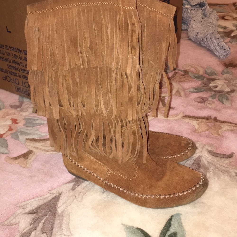 Fringe boots mid shin boots